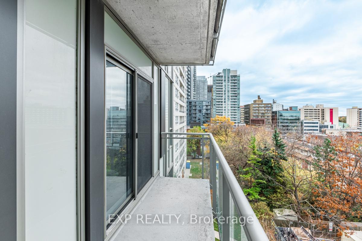 Photo 10 of Unit 502, 83 Redpath Avenue, Toronto, Mount Pleasant West — HOMEH