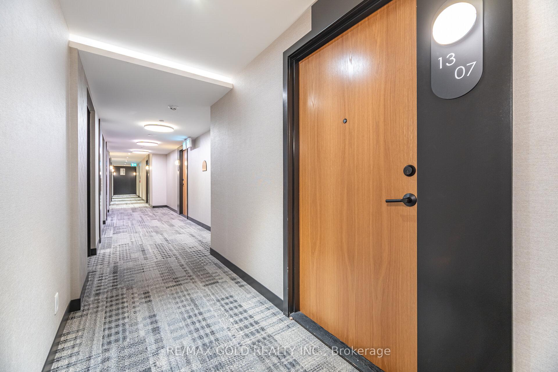 Photo 4 of Unit B-1307, 7950 Bathurst Street, Vaughan, Beverley Glen — HOMEH