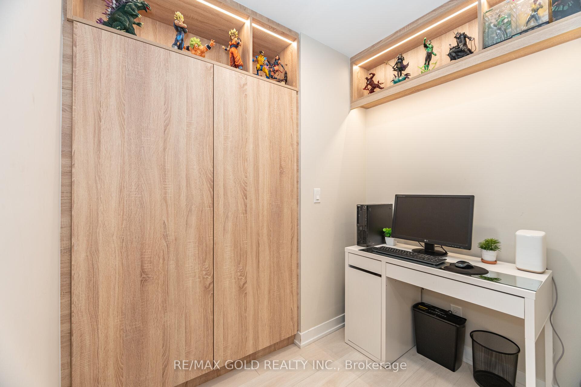 Photo 7 of Unit B-1307, 7950 Bathurst Street, Vaughan, Beverley Glen — HOMEH
