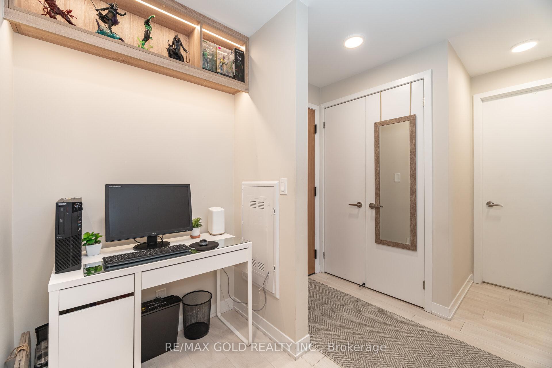 Photo 8 of Unit B-1307, 7950 Bathurst Street, Vaughan, Beverley Glen — HOMEH