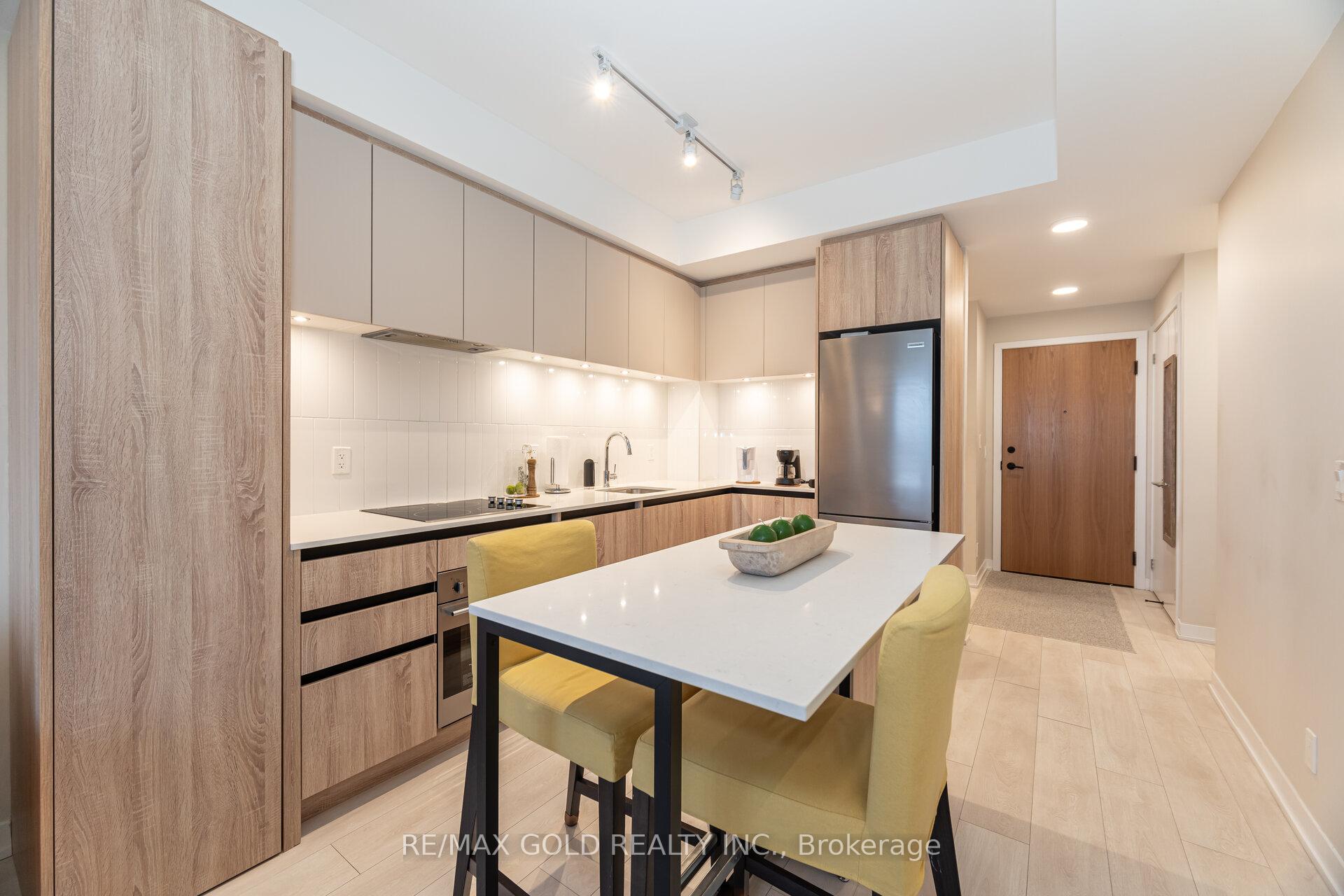 Photo 11 of Unit B-1307, 7950 Bathurst Street, Vaughan, Beverley Glen — HOMEH