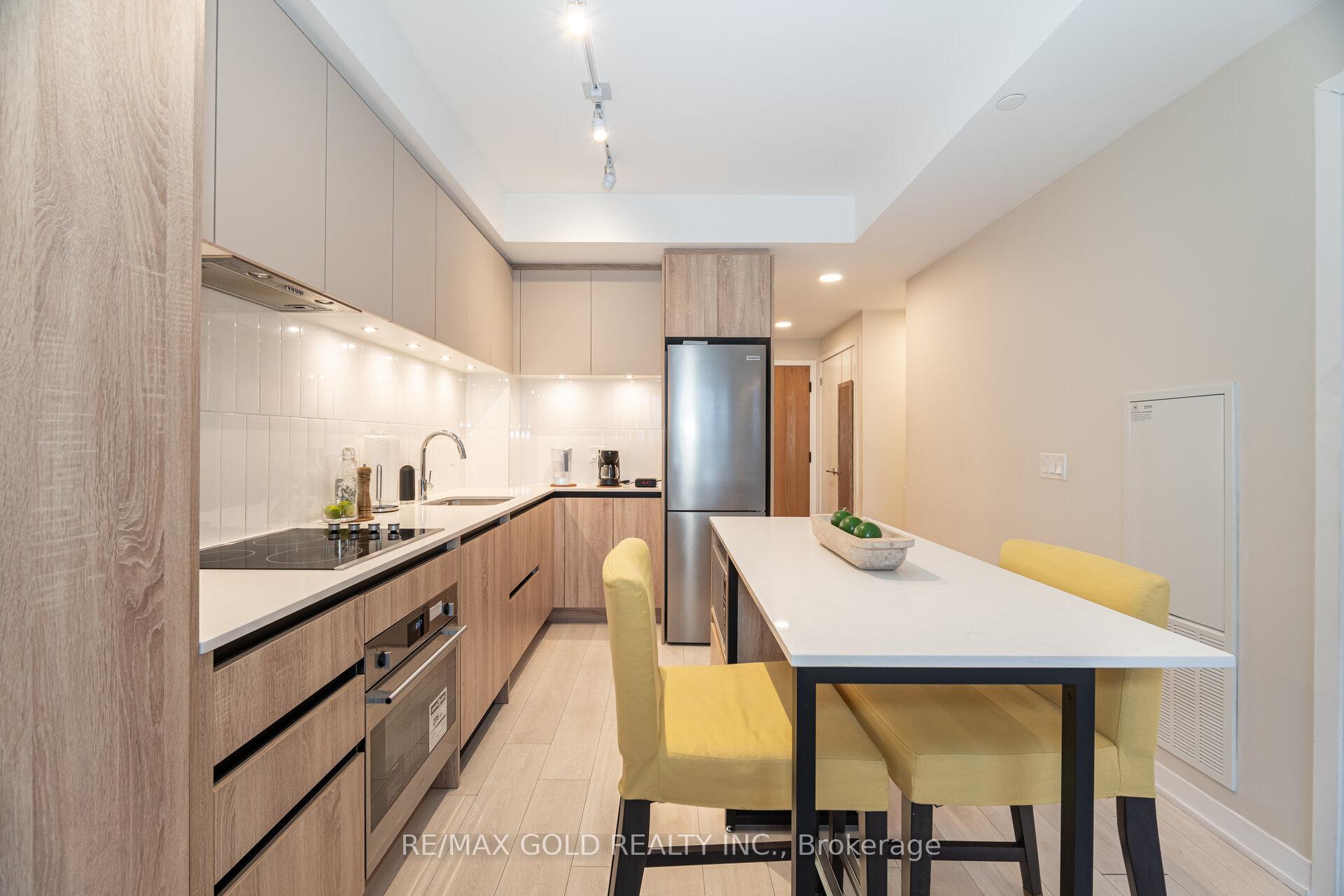 Photo 12 of Unit B-1307, 7950 Bathurst Street, Vaughan, Beverley Glen — HOMEH