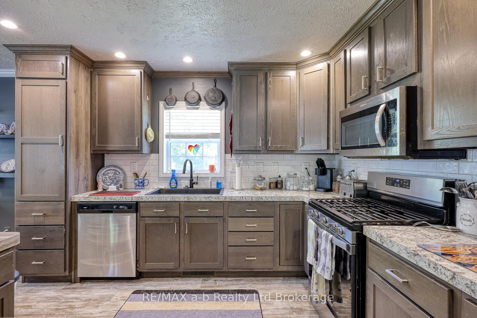 Photo 12 of Unit 171, 99 Fourth Concession, Brant, Burford — HOMEH