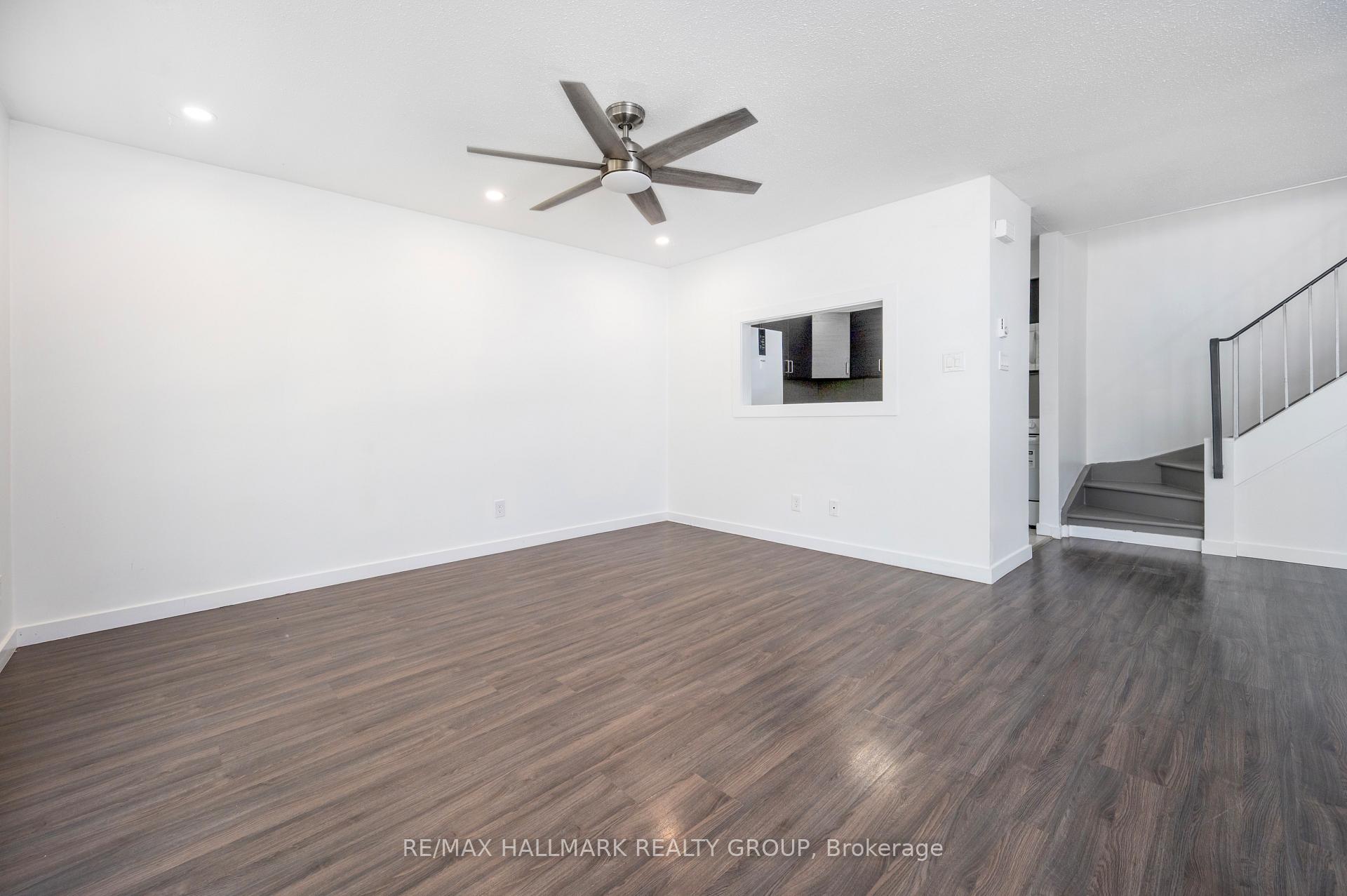 Photo 6 of Unit M, 15 Banner Road, Ottawa, Sheahan Estates/Trend Village — HOMEH