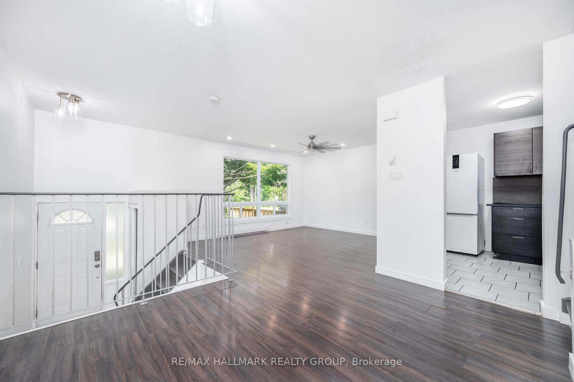 Photo 9 of Unit M, 15 Banner Road, Ottawa, Sheahan Estates/Trend Village — HOMEH