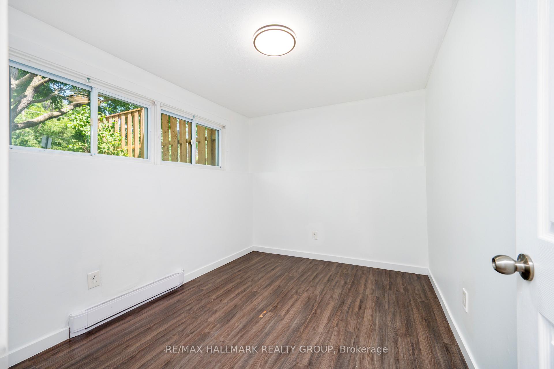 Photo 24 of Unit M, 15 Banner Road, Ottawa, Sheahan Estates/Trend Village — HOMEH