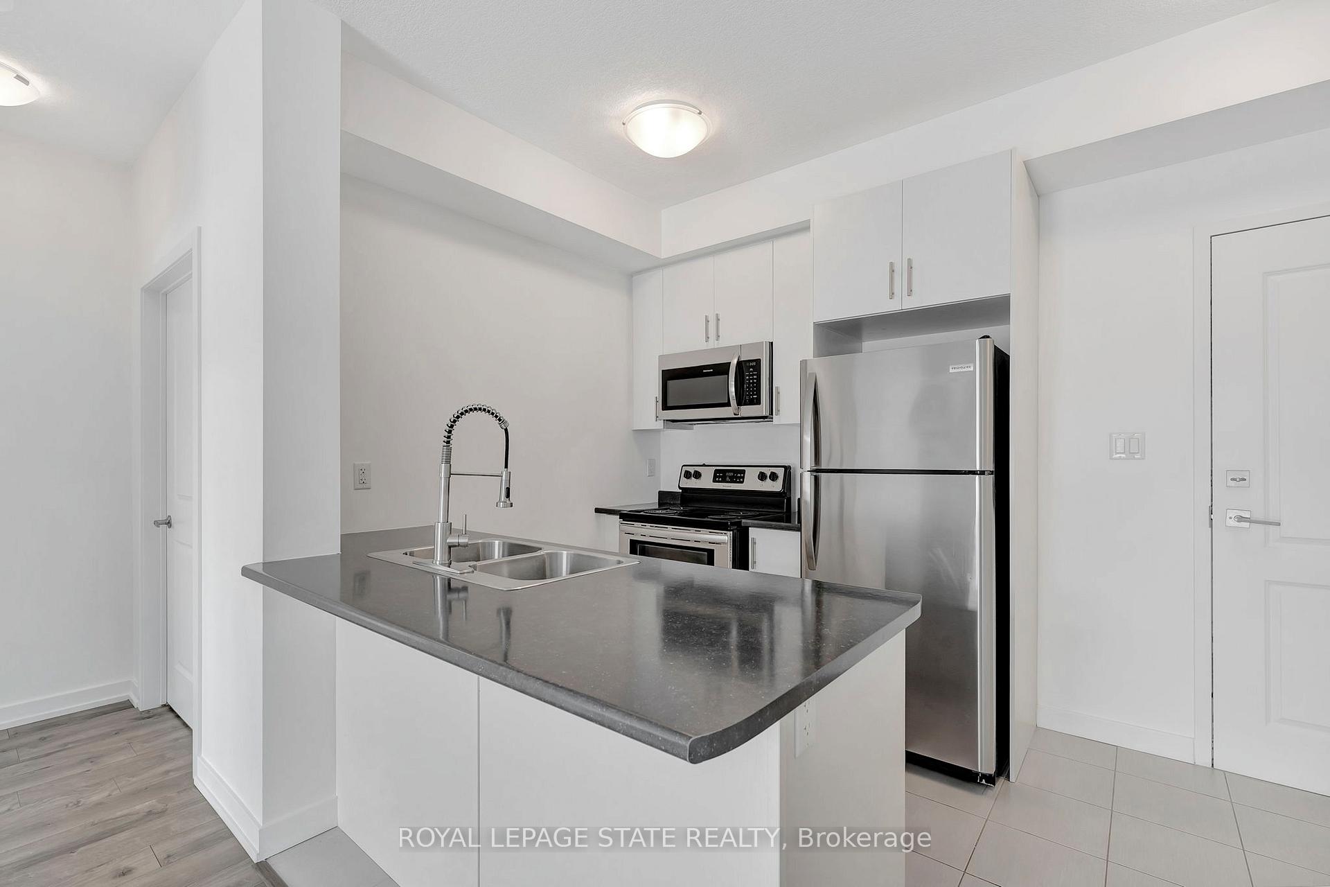 Photo 7 of Unit 116, 101 Shoreview Place, Hamilton, Lakeshore — HOMEH