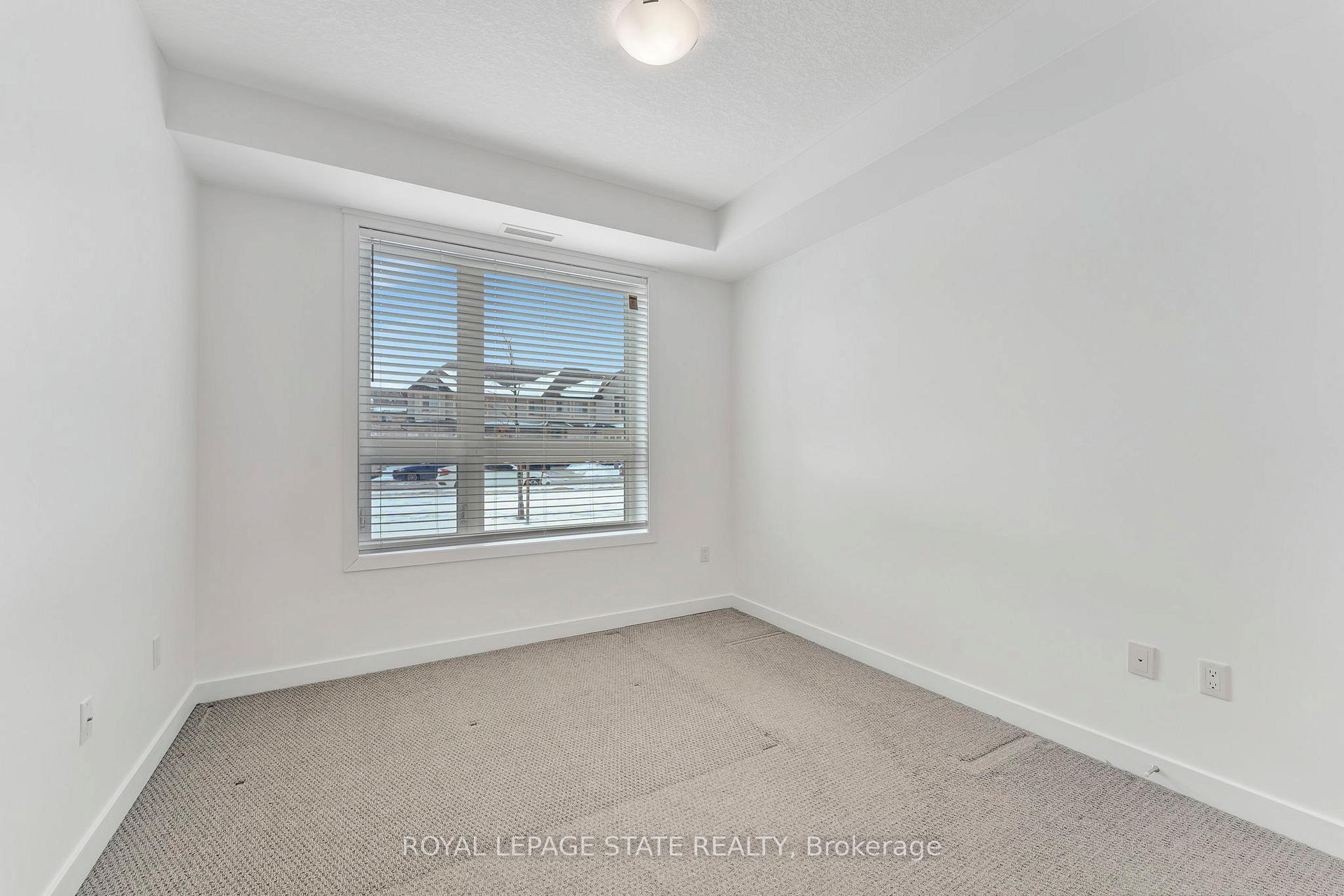 Photo 11 of Unit 116, 101 Shoreview Place, Hamilton, Lakeshore — HOMEH