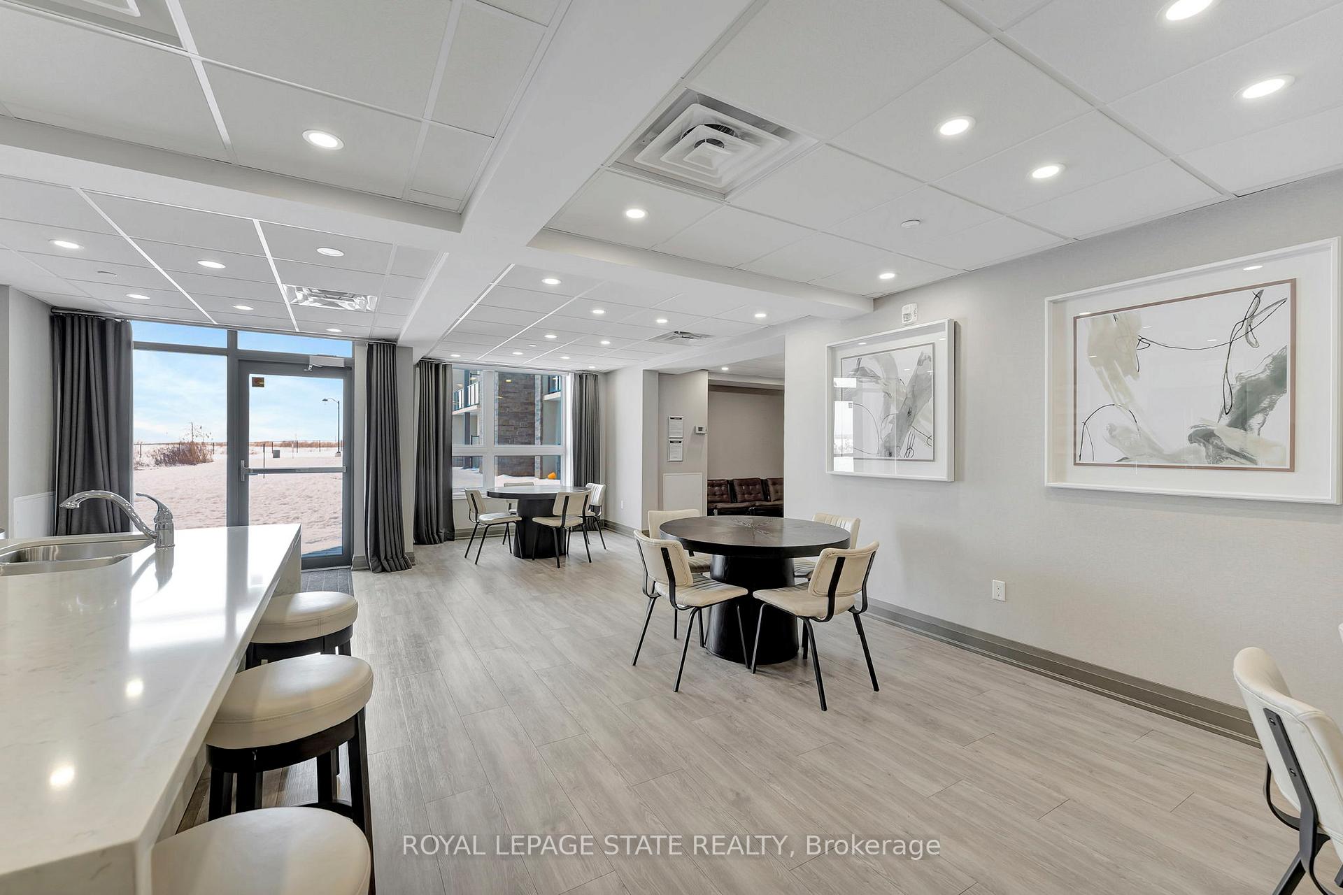 Photo 15 of Unit 116, 101 Shoreview Place, Hamilton, Lakeshore — HOMEH