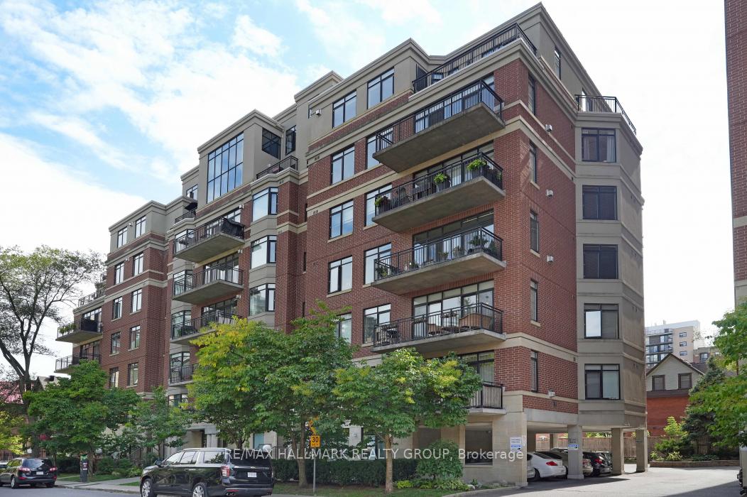 Front of Unit PH2, 364 Cooper Street