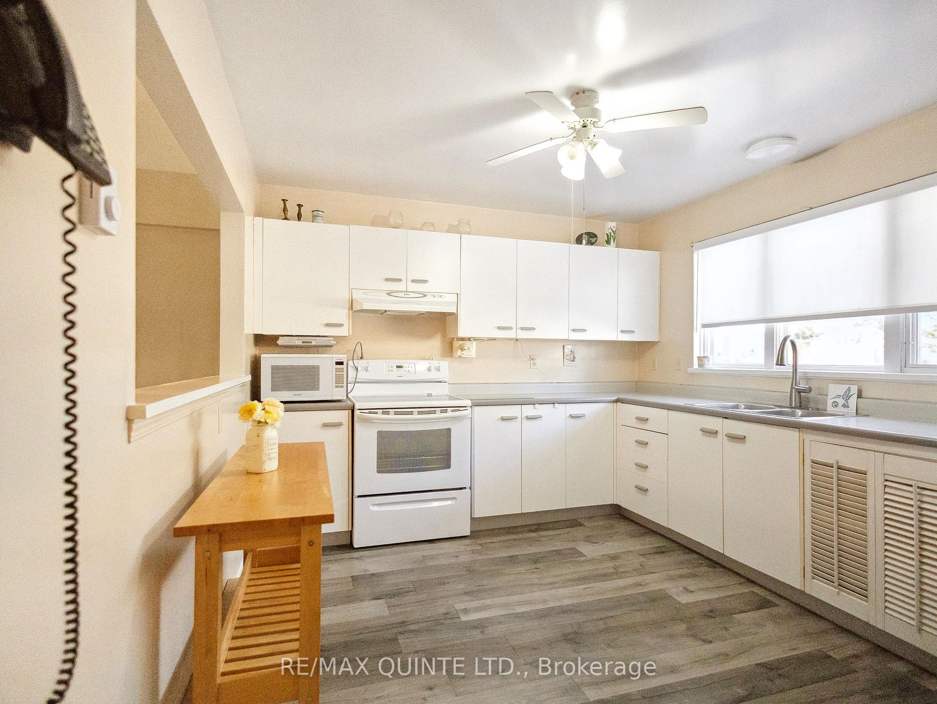 Photo 9 of Unit 5, 179 Herchimer Avenue, Belleville, Belleville Ward — HOMEH
