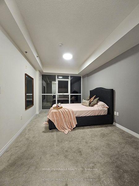 Photo 17 of Unit 802, 560 North service Road, Grimsby, Grimsby Beach — HOMEH