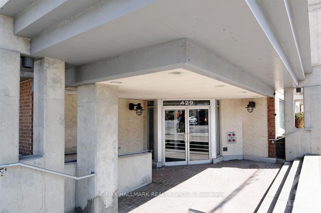 Photo 6 of Unit 408, 429 Somerset Street, Ottawa, Ottawa Centre — HOMEH