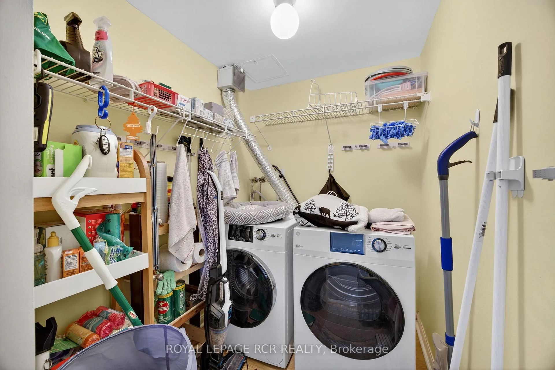 Photo 24 of Unit 905, 65 Ellen Street, Barrie, City Centre — HOMEH