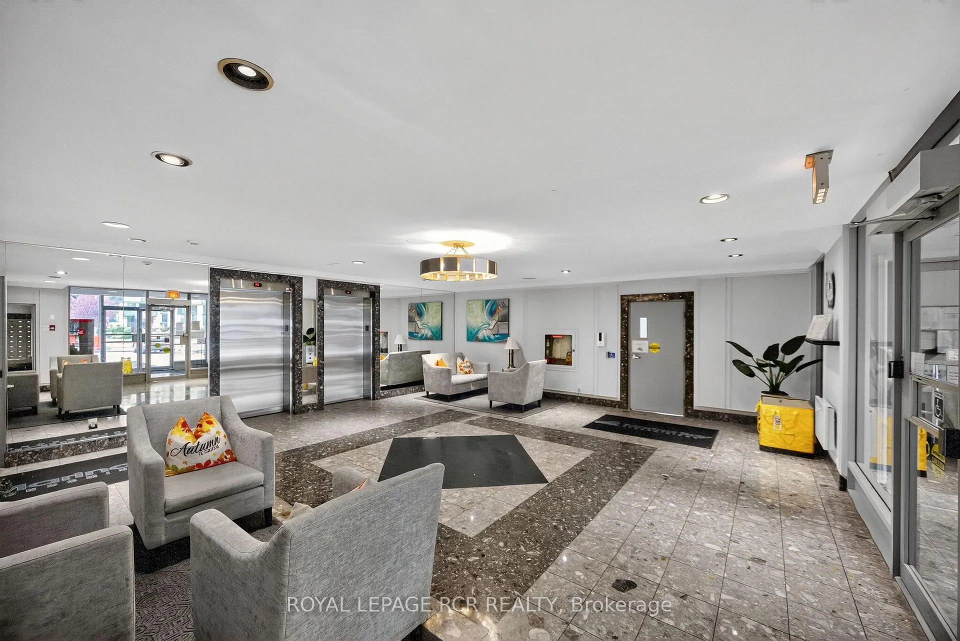 Photo 30 of Unit 905, 65 Ellen Street, Barrie, City Centre — HOMEH