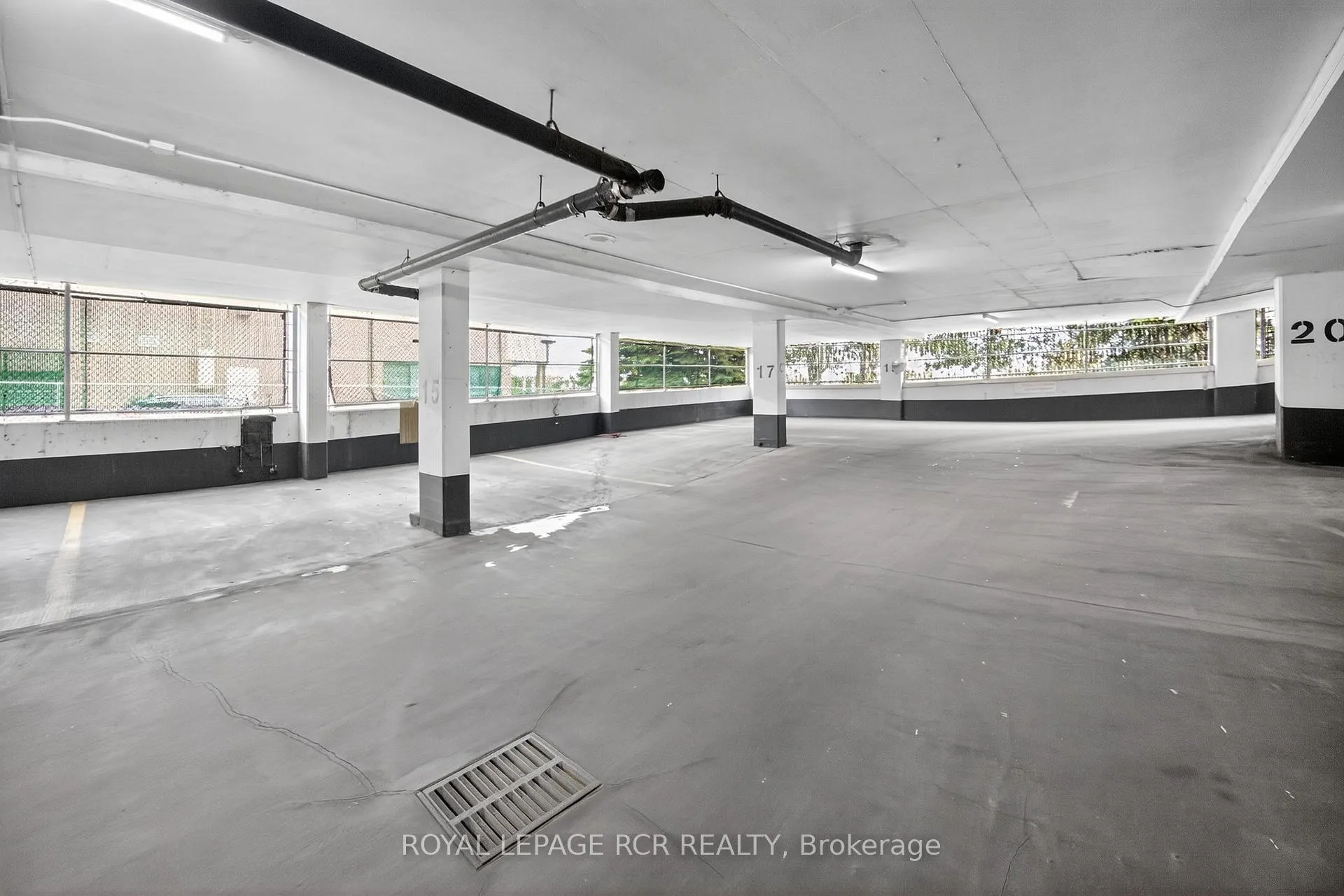 Photo 35 of Unit 905, 65 Ellen Street, Barrie, City Centre — HOMEH