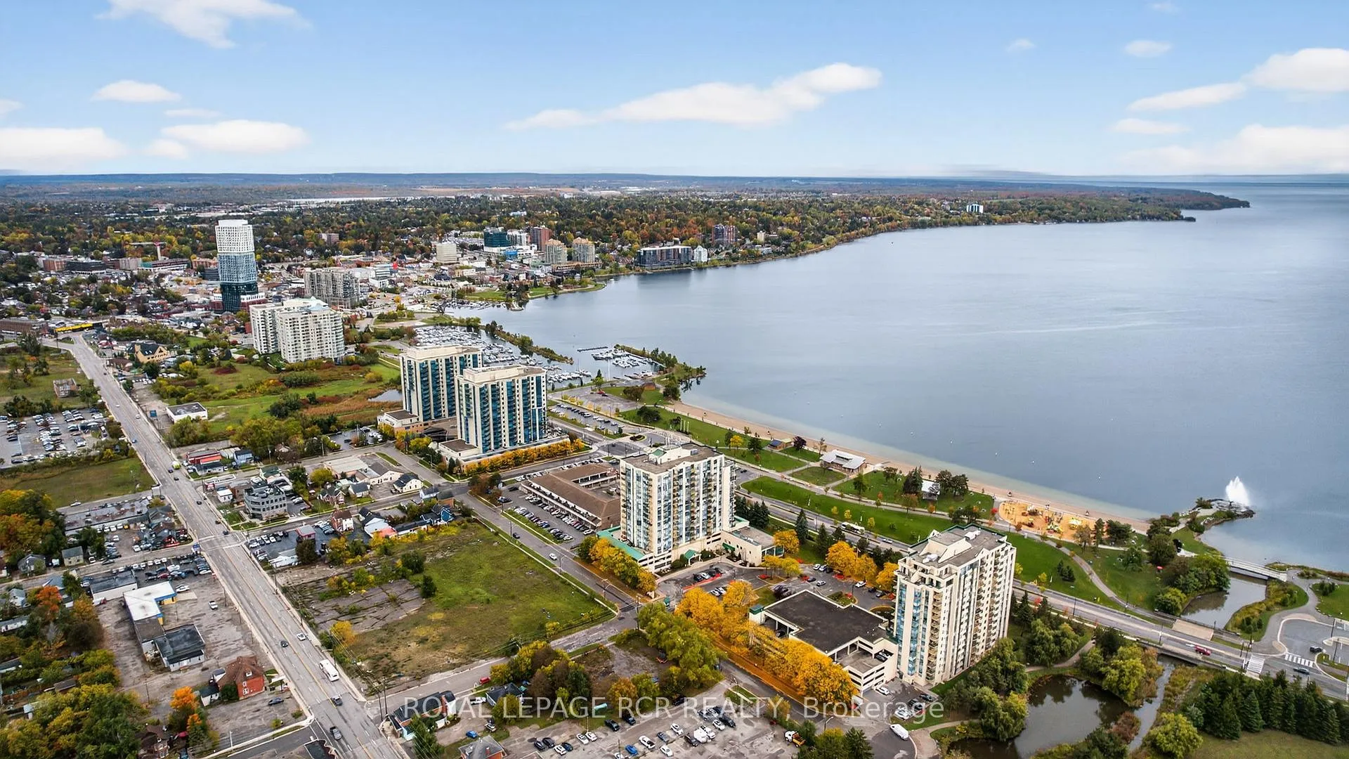Photo 38 of Unit 905, 65 Ellen Street, Barrie, City Centre — HOMEH