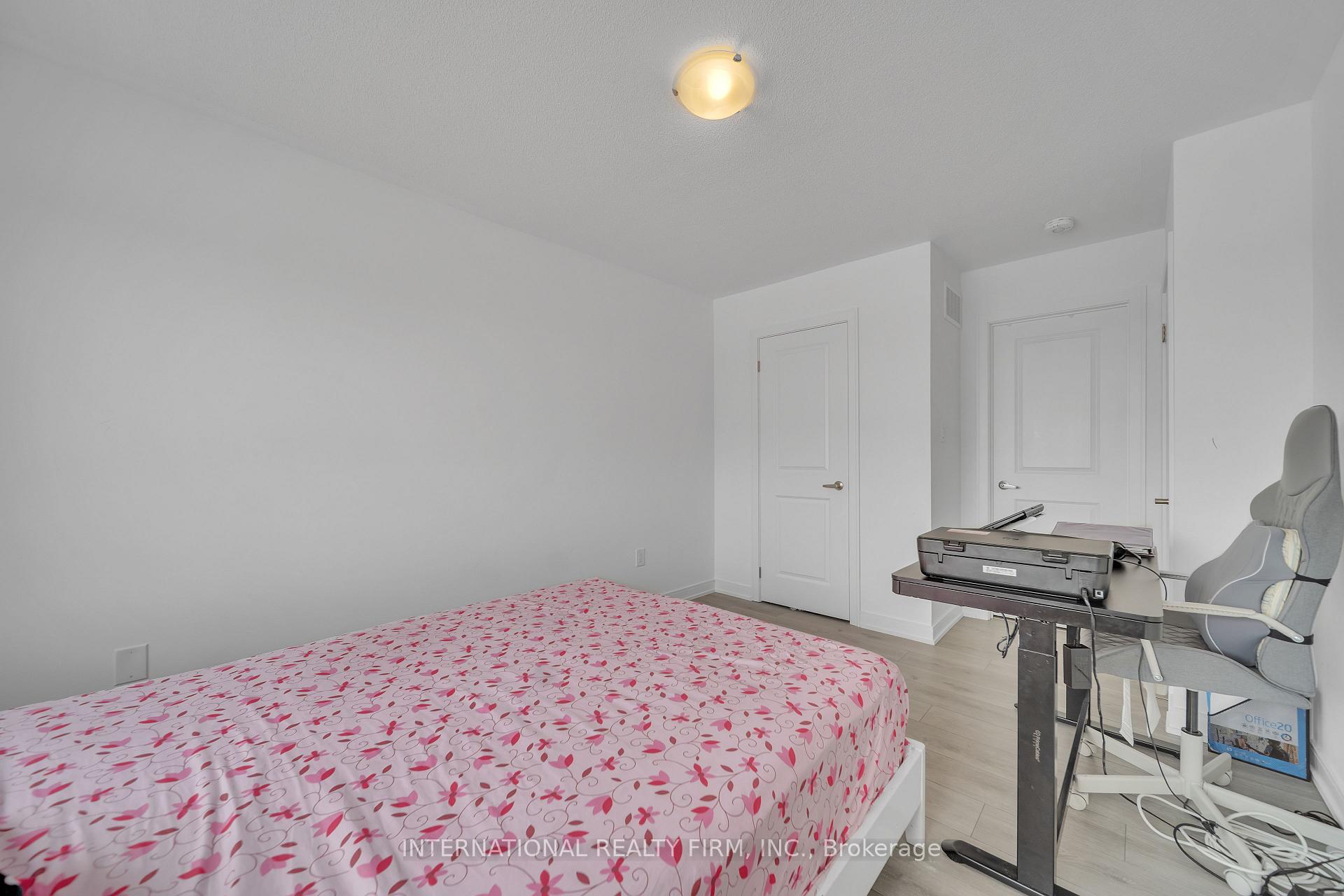 Photo 33 of 58 Appletree Lane, Barrie, Innis-Shore — HOMEH