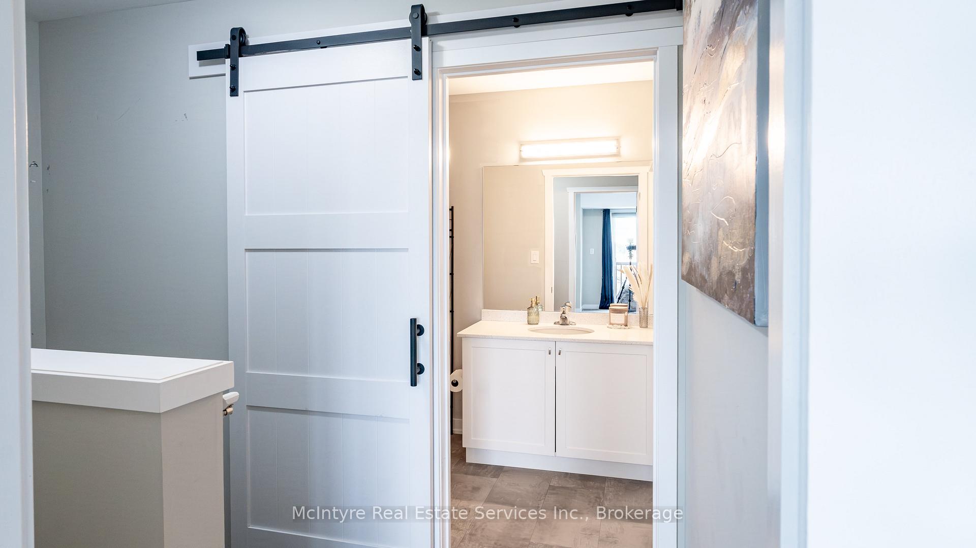 Photo 13 of Unit B4, 1331 Countrystone Drive, Kitchener — HOMEH