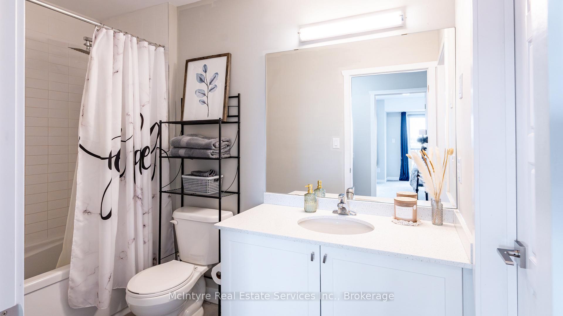 Photo 14 of Unit B4, 1331 Countrystone Drive, Kitchener — HOMEH
