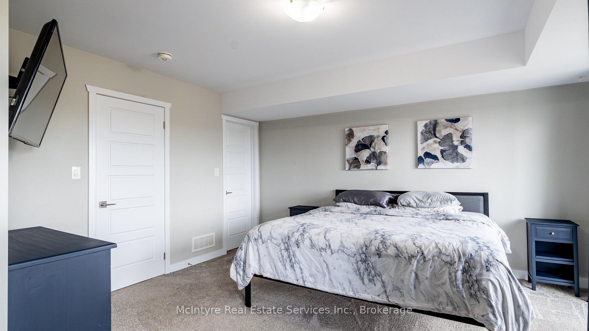 Photo 19 of Unit B4, 1331 Countrystone Drive, Kitchener — HOMEH