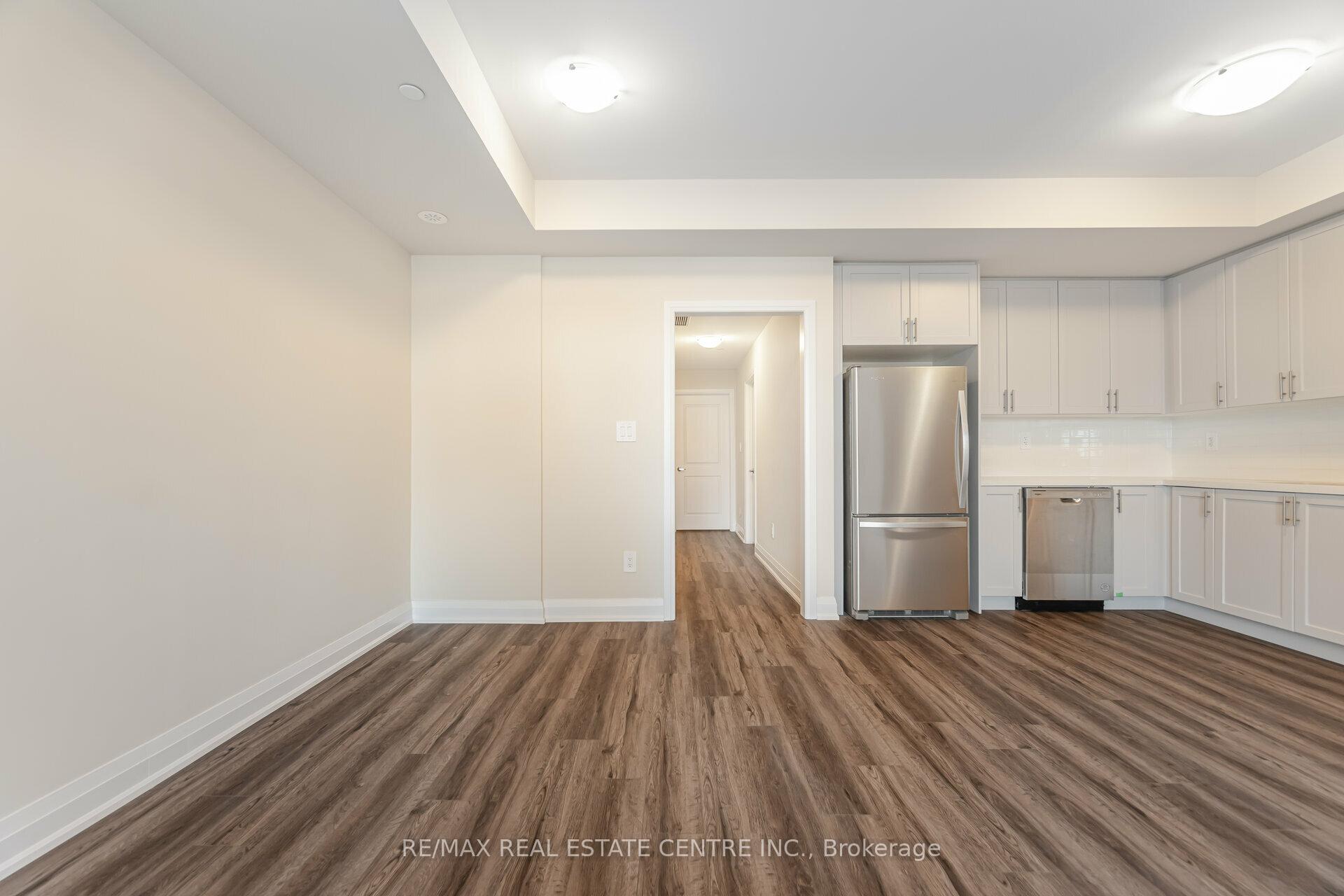 Photo 10 of Unit 127, 1577 Rose Way, Milton, Cobban — HOMEH