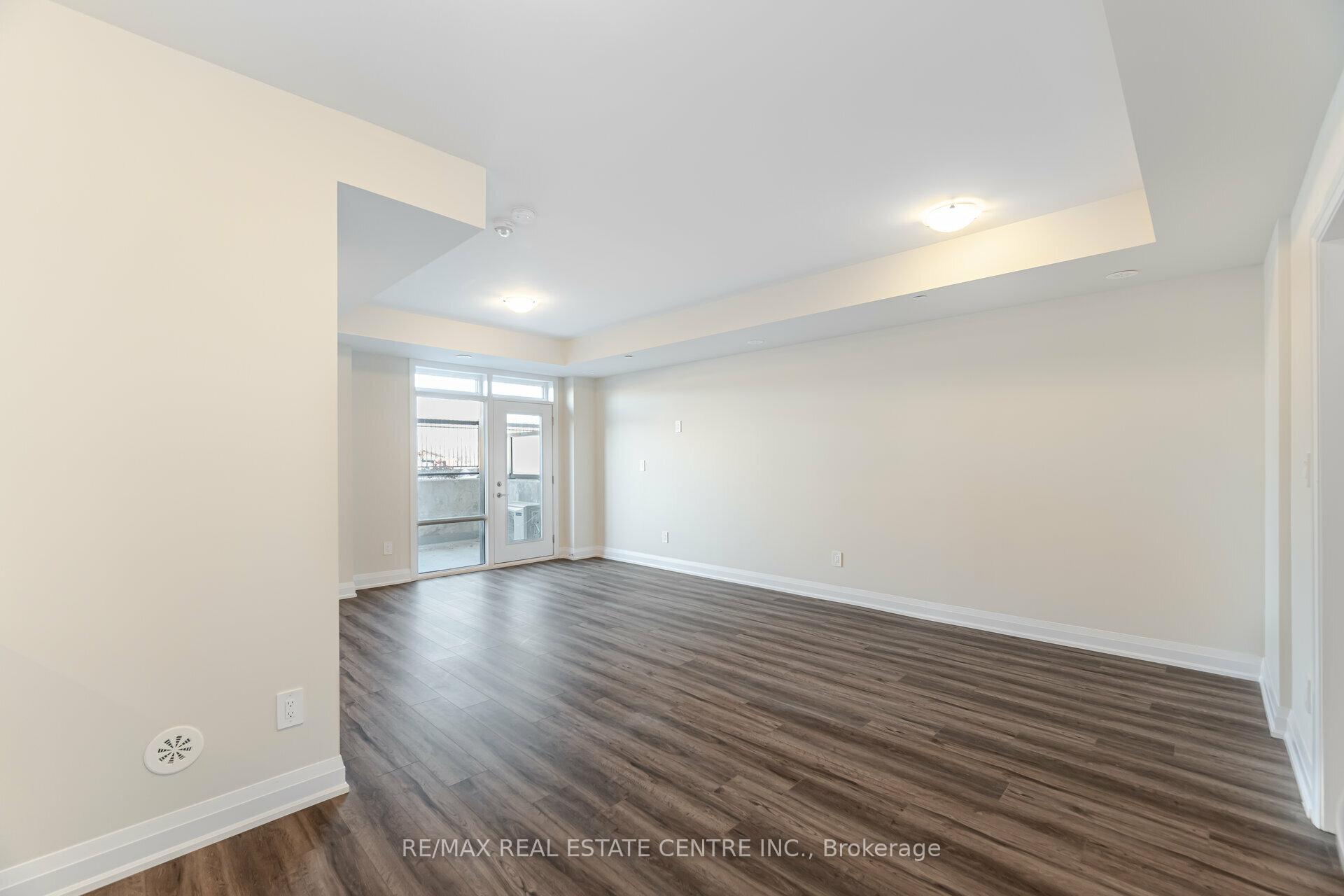 Photo 16 of Unit 127, 1577 Rose Way, Milton, Cobban — HOMEH