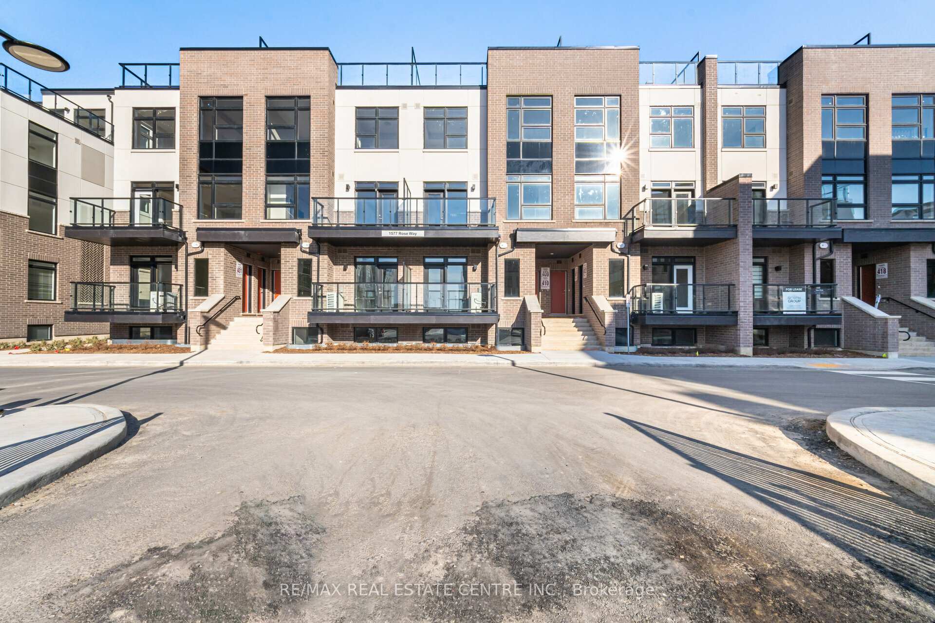 Photo 33 of Unit 127, 1577 Rose Way, Milton, Cobban — HOMEH