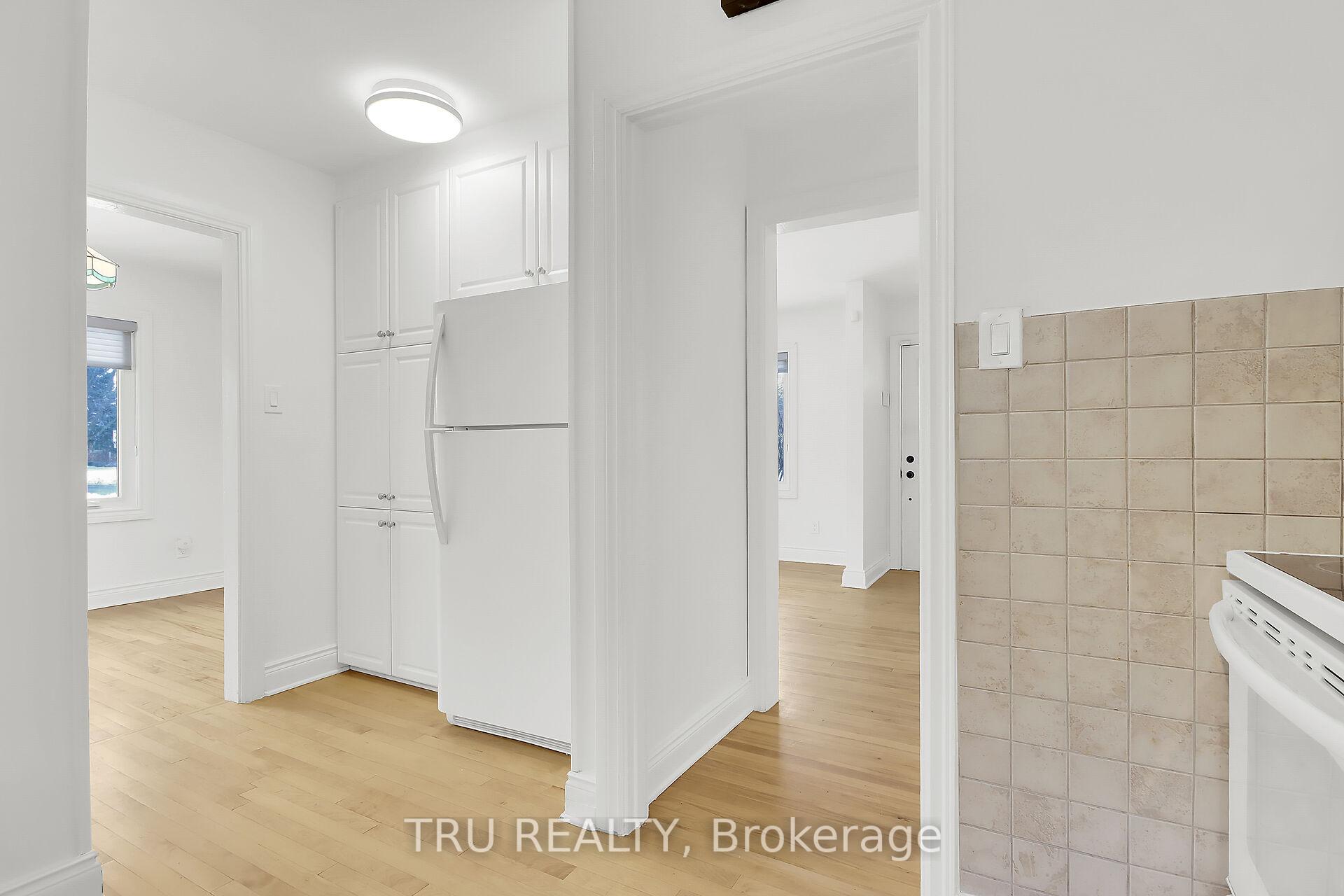 Photo 13 of 1373 Laperriere Avenue, Ottawa, Carlington — HOMEH