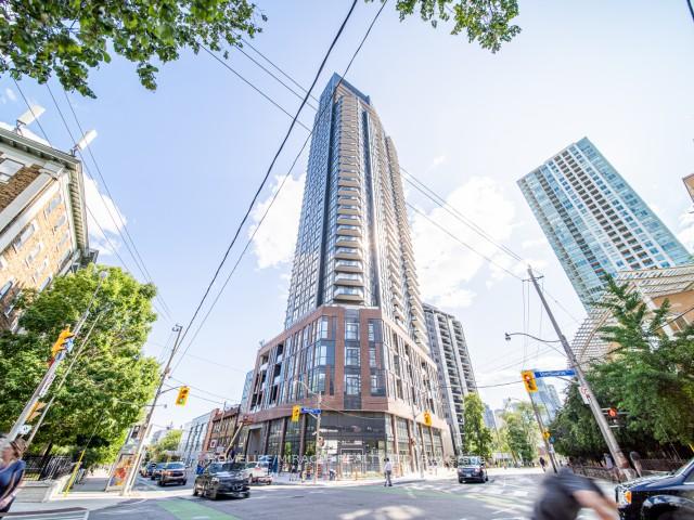 Front of Unit 604, 159 Wellesley Street E