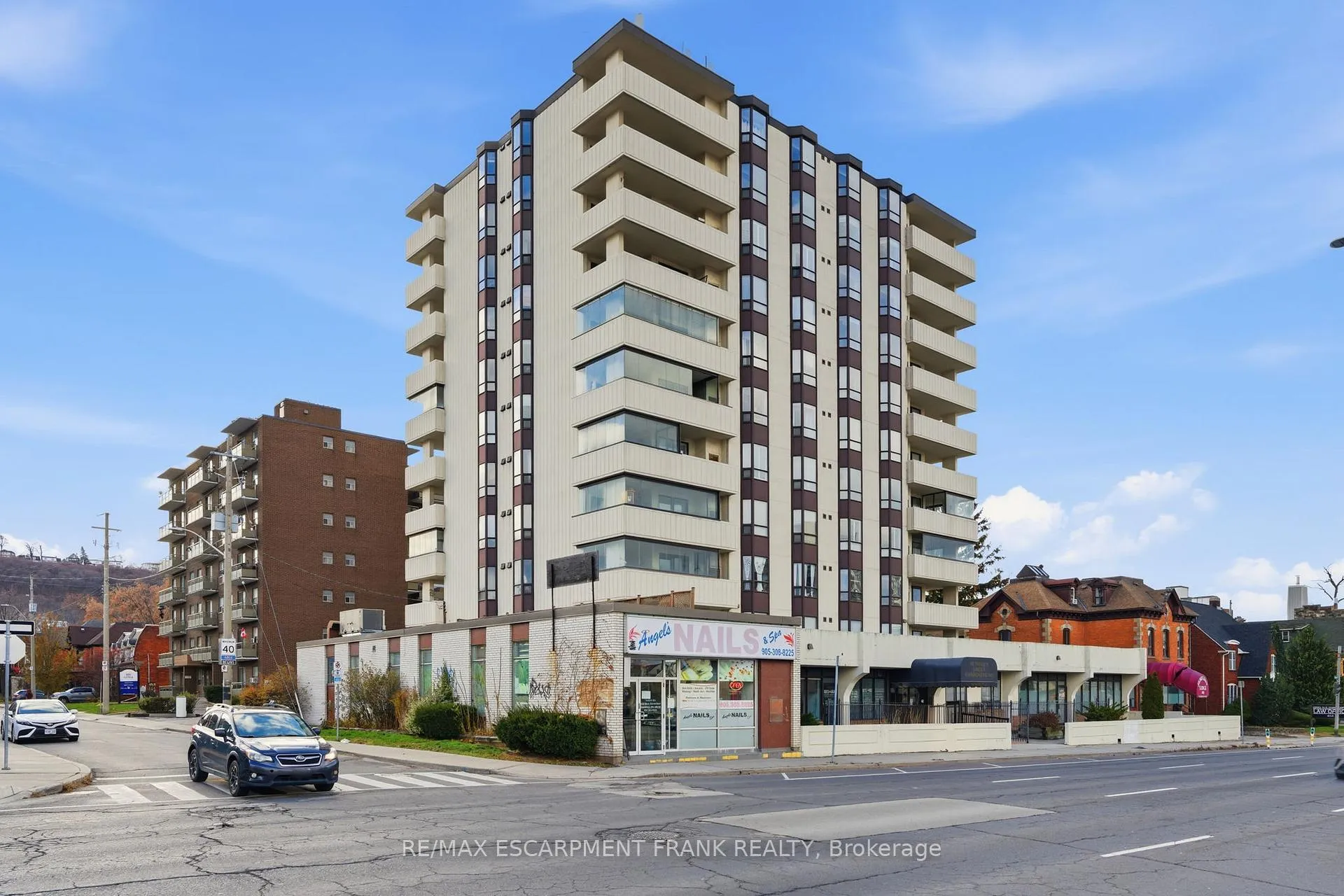 Photo of Unit 902, 432 Main Street E