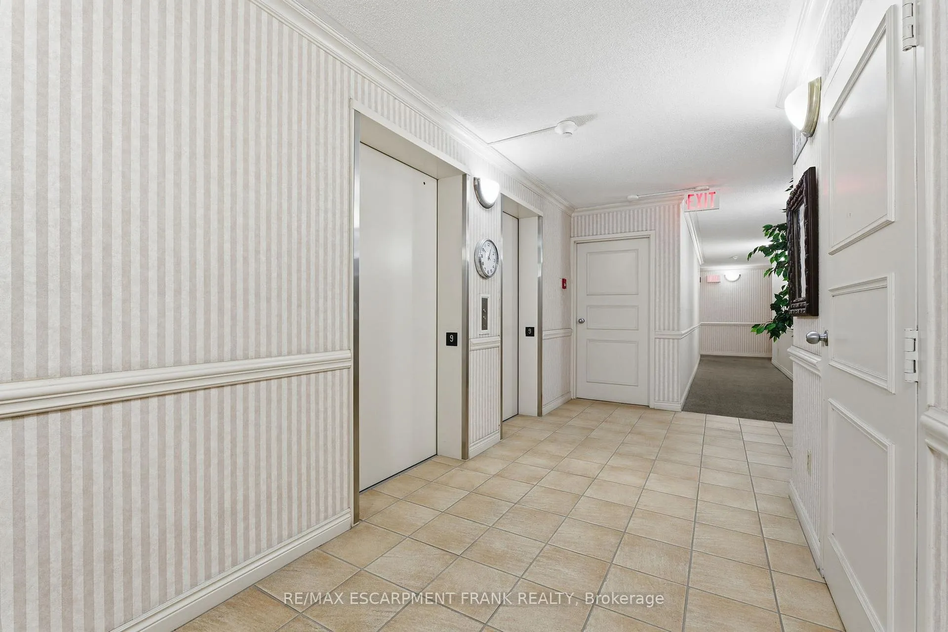 Photo 7 of Unit 902, 432 Main Street E, Hamilton, Stinson — HOMEH