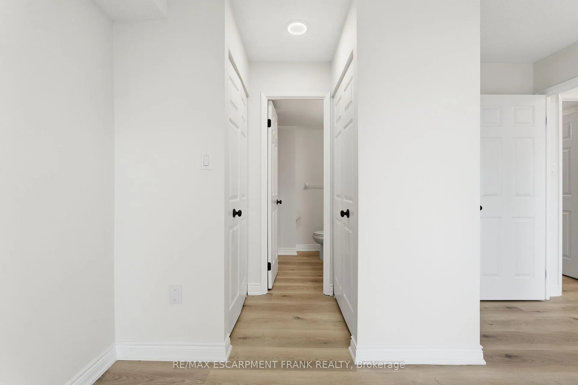 Photo 29 of Unit 902, 432 Main Street E, Hamilton, Stinson — HOMEH