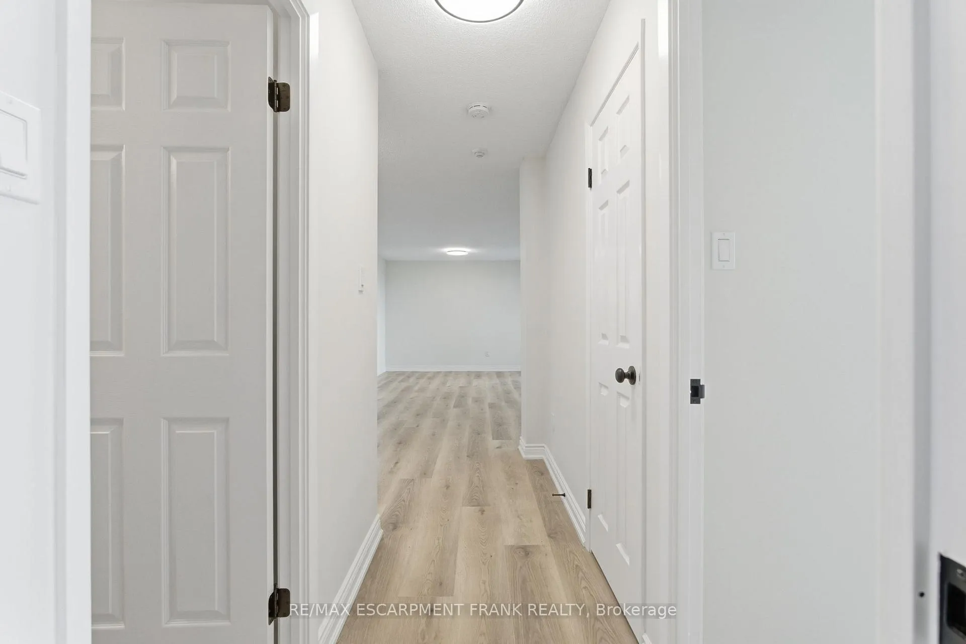Photo 32 of Unit 902, 432 Main Street E, Hamilton, Stinson — HOMEH