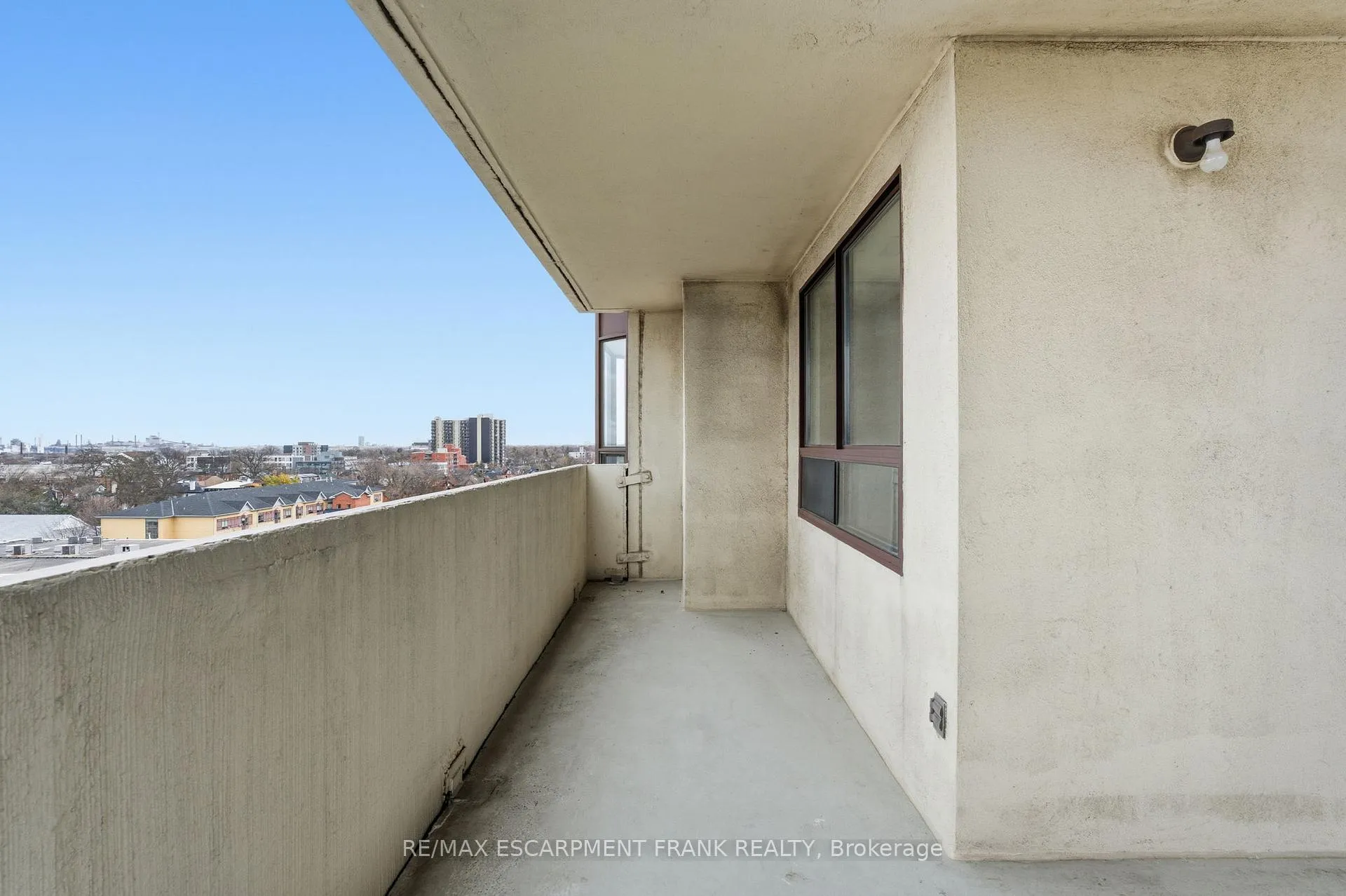 Photo 43 of Unit 902, 432 Main Street E, Hamilton, Stinson — HOMEH