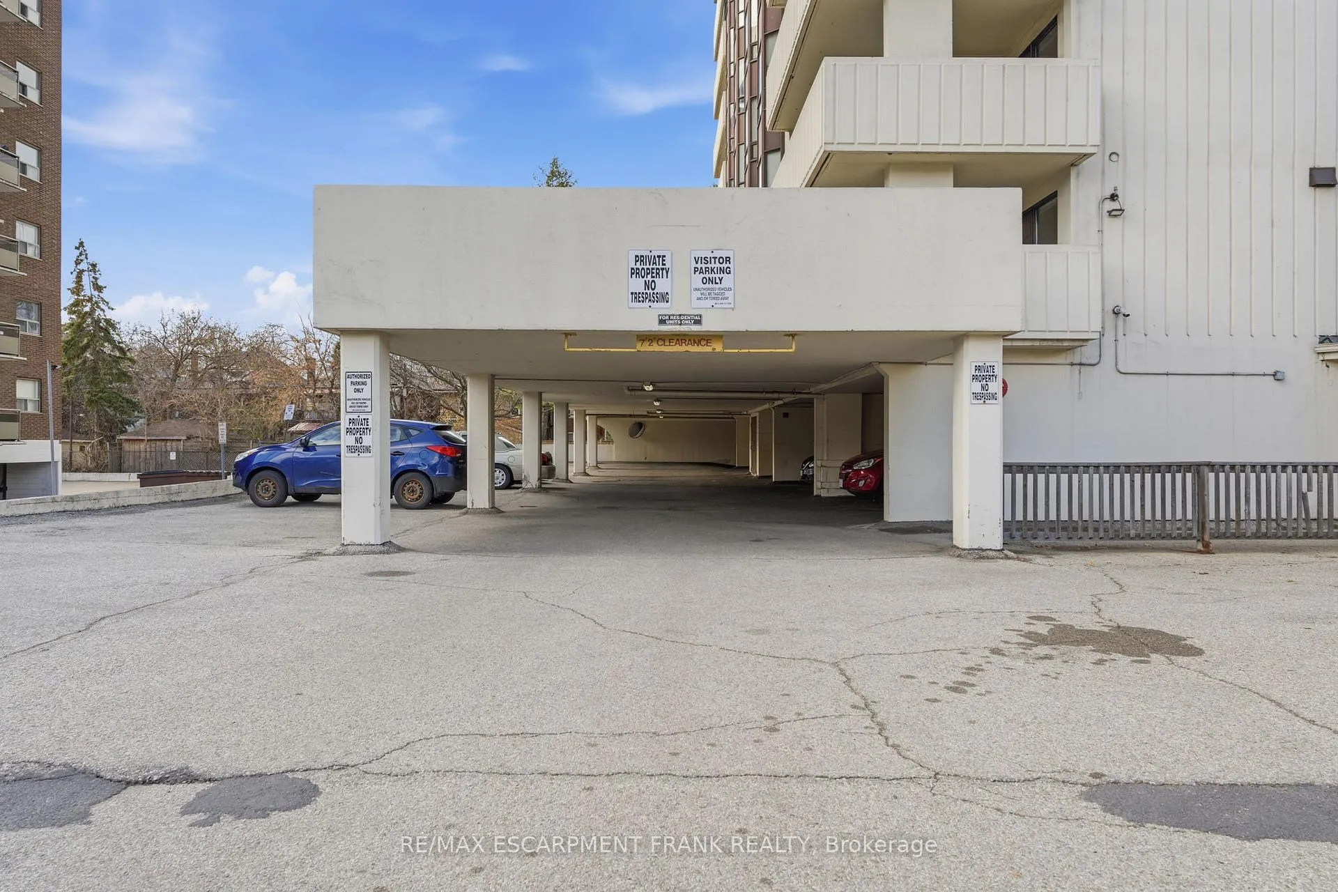 Photo 50 of Unit 902, 432 Main Street E, Hamilton, Stinson — HOMEH