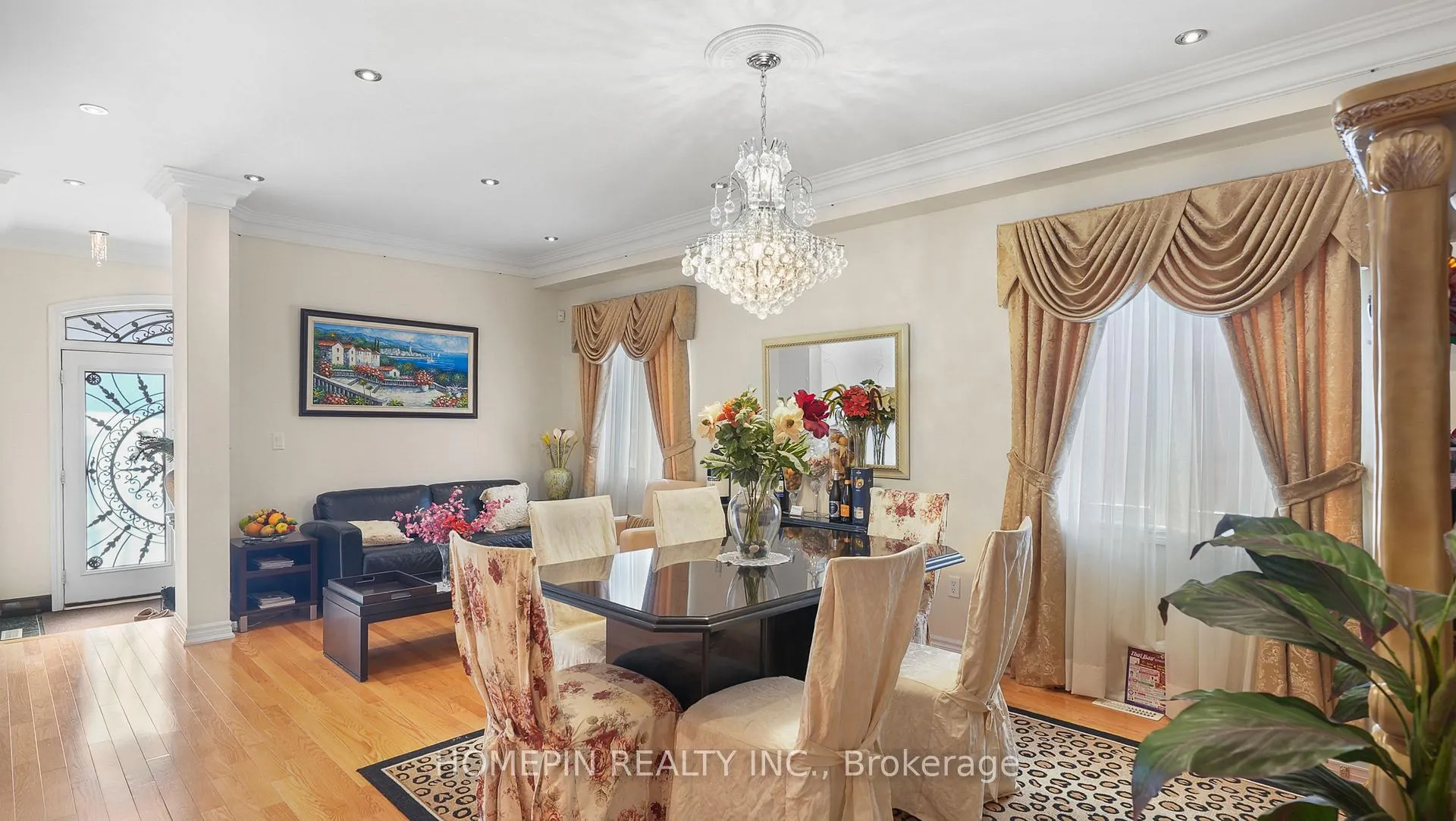 Photo 5 of 74 Dewside Drive, Brampton, Sandringham-Wellington — HOMEH