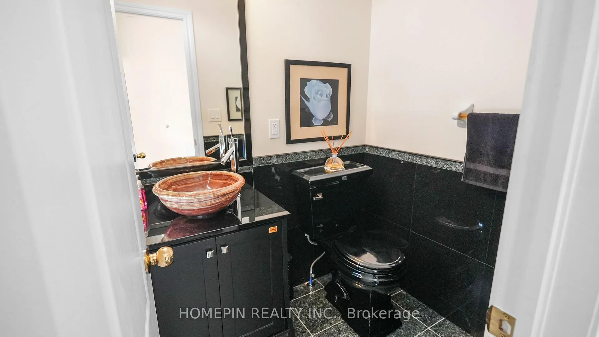 Photo 15 of 74 Dewside Drive, Brampton, Sandringham-Wellington — HOMEH
