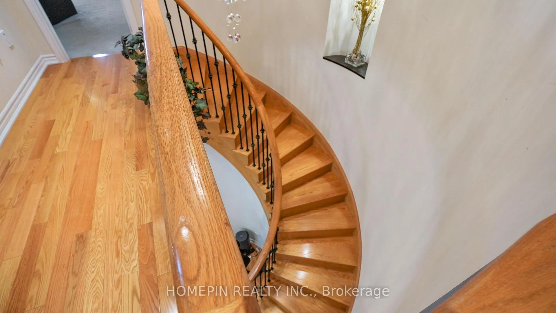 Photo 16 of 74 Dewside Drive, Brampton, Sandringham-Wellington — HOMEH