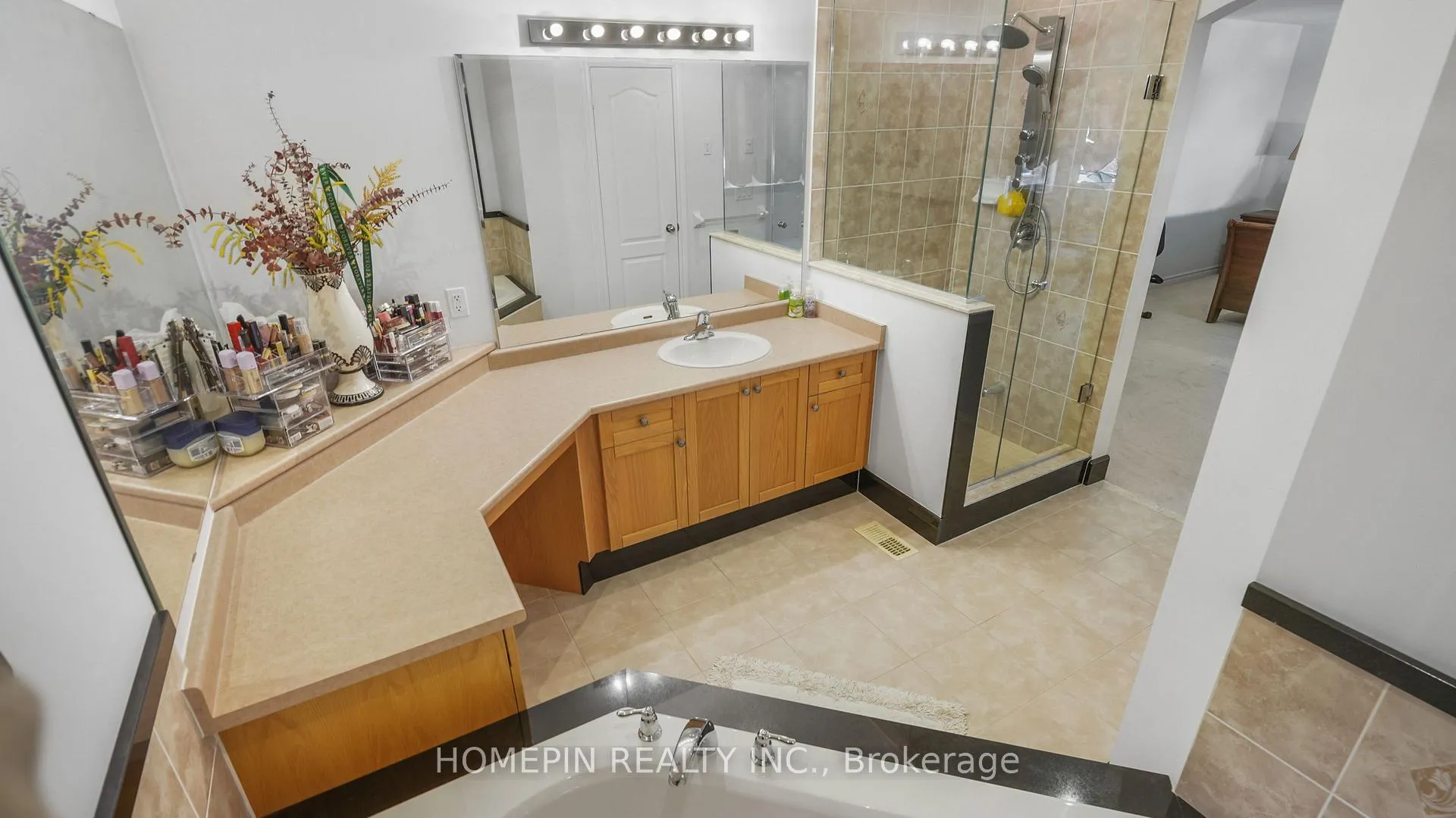 Photo 20 of 74 Dewside Drive, Brampton, Sandringham-Wellington — HOMEH