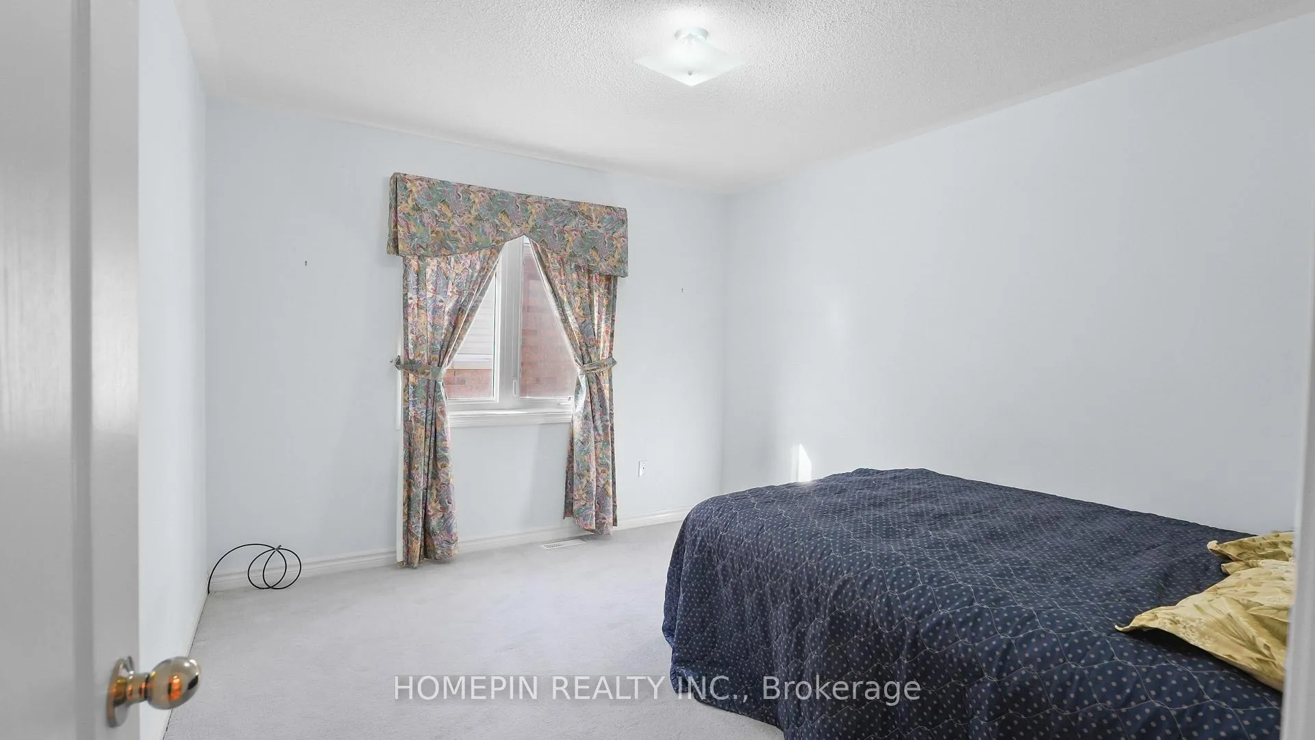 Photo 25 of 74 Dewside Drive, Brampton, Sandringham-Wellington — HOMEH