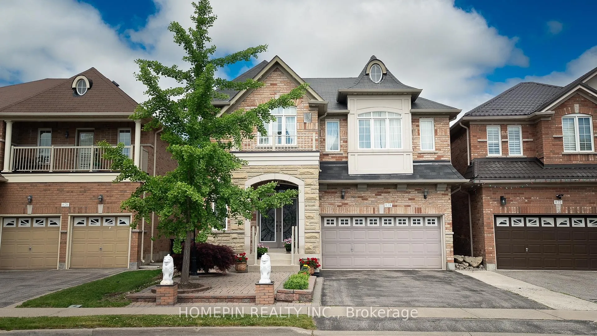 Photo 1 of 74 Dewside Drive, Brampton, Sandringham-Wellington — HOMEH