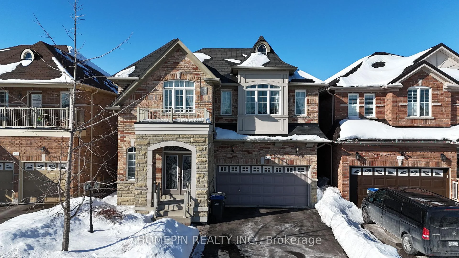 Photo 33 of 74 Dewside Drive, Brampton, Sandringham-Wellington — HOMEH