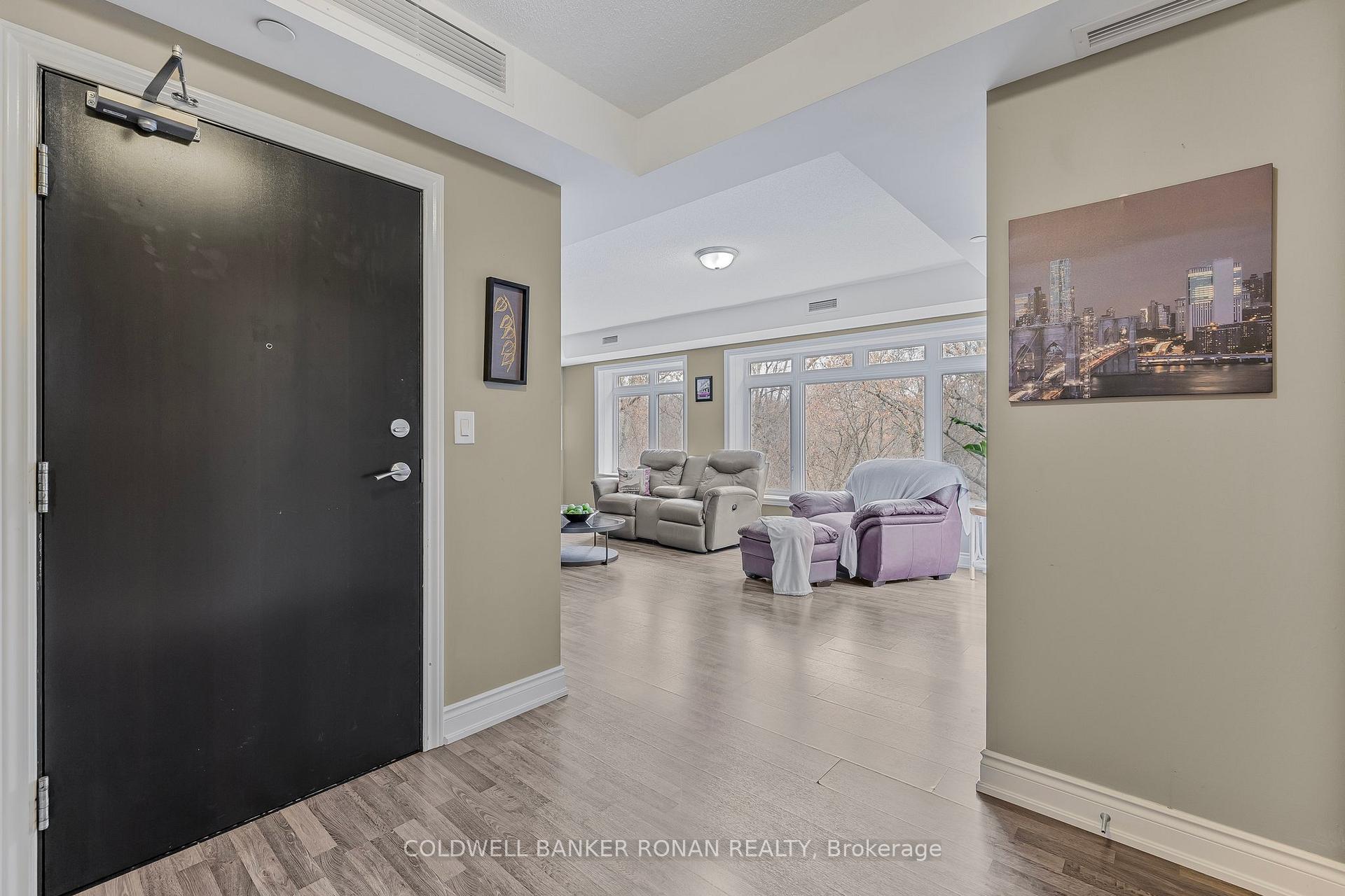 Photo 8 of Unit 207, 149 Church Street, King, Schomberg — HOMEH