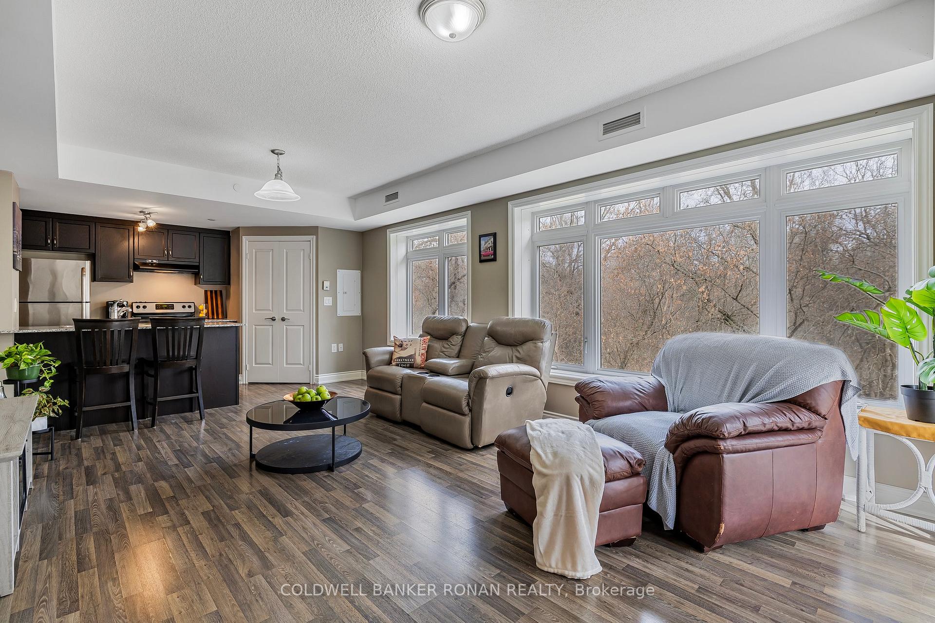 Photo 10 of Unit 207, 149 Church Street, King, Schomberg — HOMEH