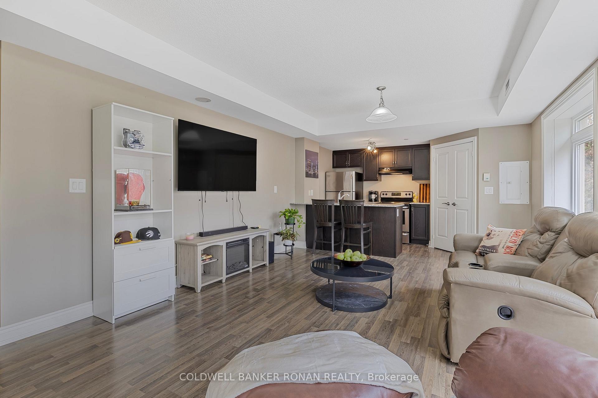 Photo 11 of Unit 207, 149 Church Street, King, Schomberg — HOMEH