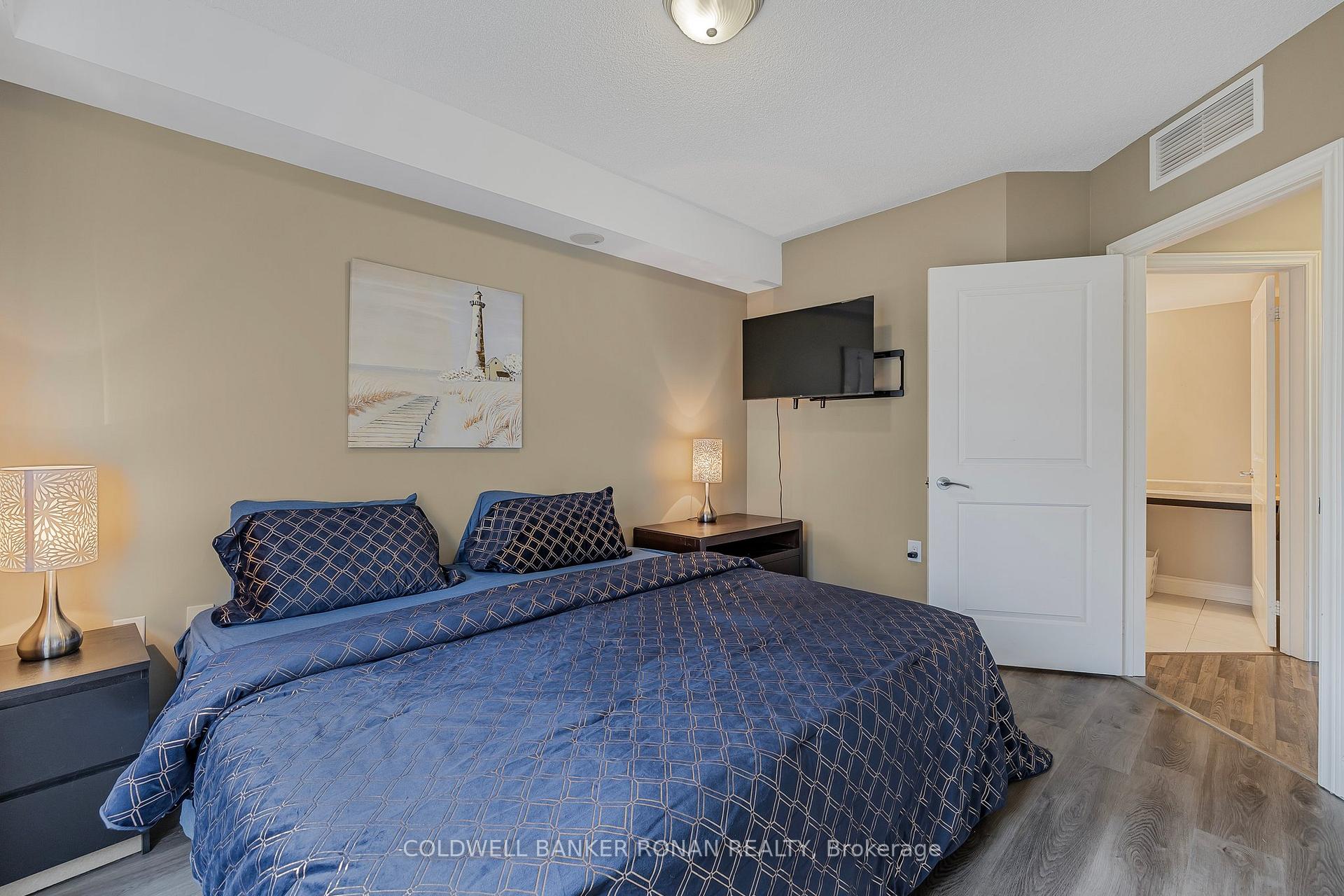 Photo 22 of Unit 207, 149 Church Street, King, Schomberg — HOMEH