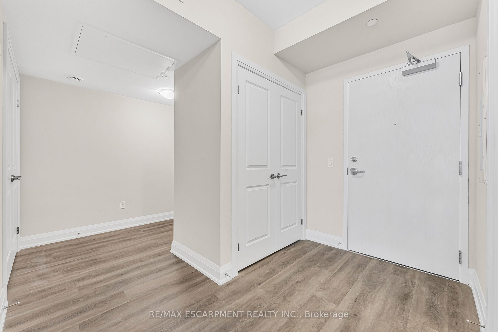 Photo 12 of Unit 215, 118 Summersides Boulevard, Pelham, Fonthill — HOMEH