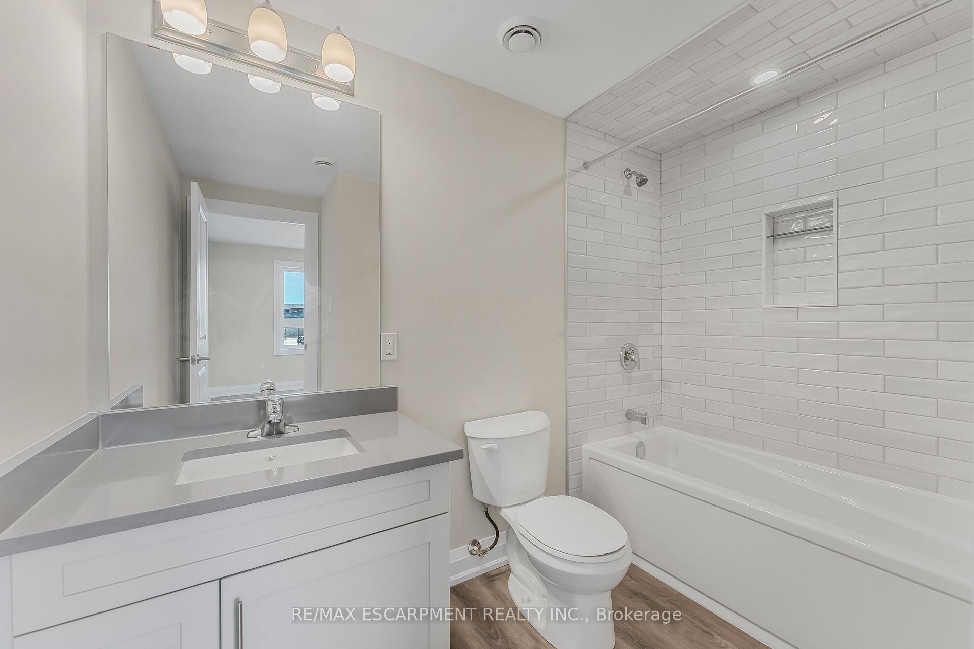 Photo 19 of Unit 215, 118 Summersides Boulevard, Pelham, Fonthill — HOMEH