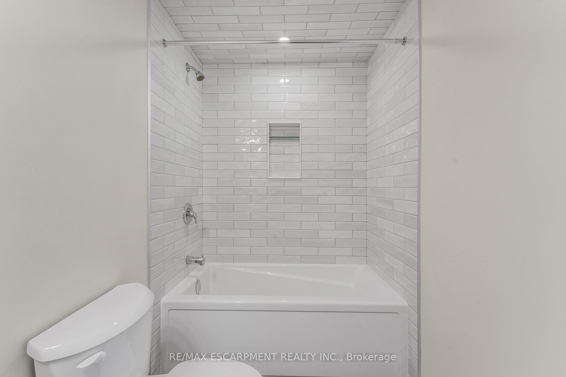 Photo 20 of Unit 215, 118 Summersides Boulevard, Pelham, Fonthill — HOMEH